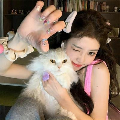 维奥莱特·诺齐埃尔